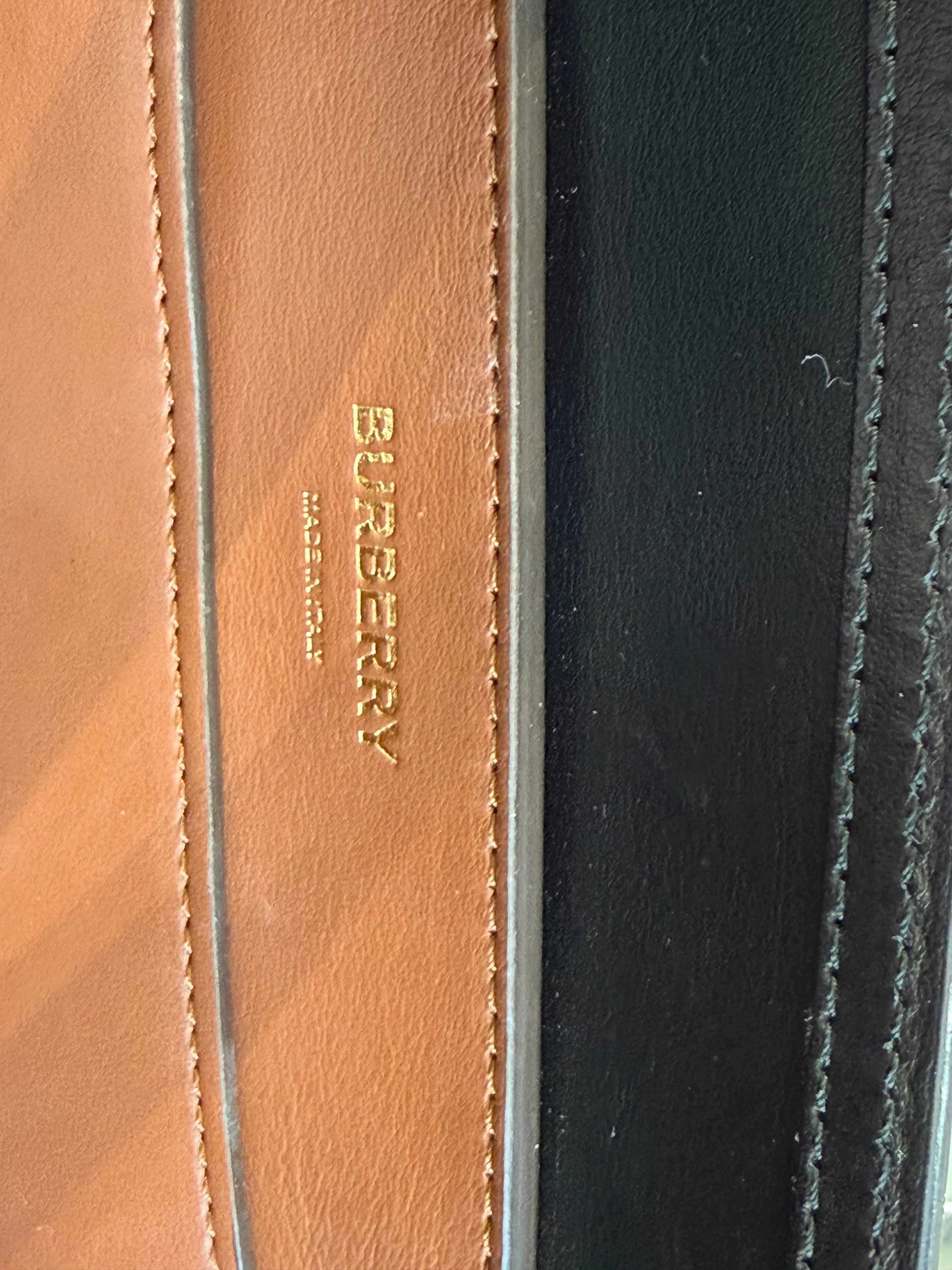 Женские повседневные сумки  Burberry - Женские повседневные сумки  Burberry - View 9