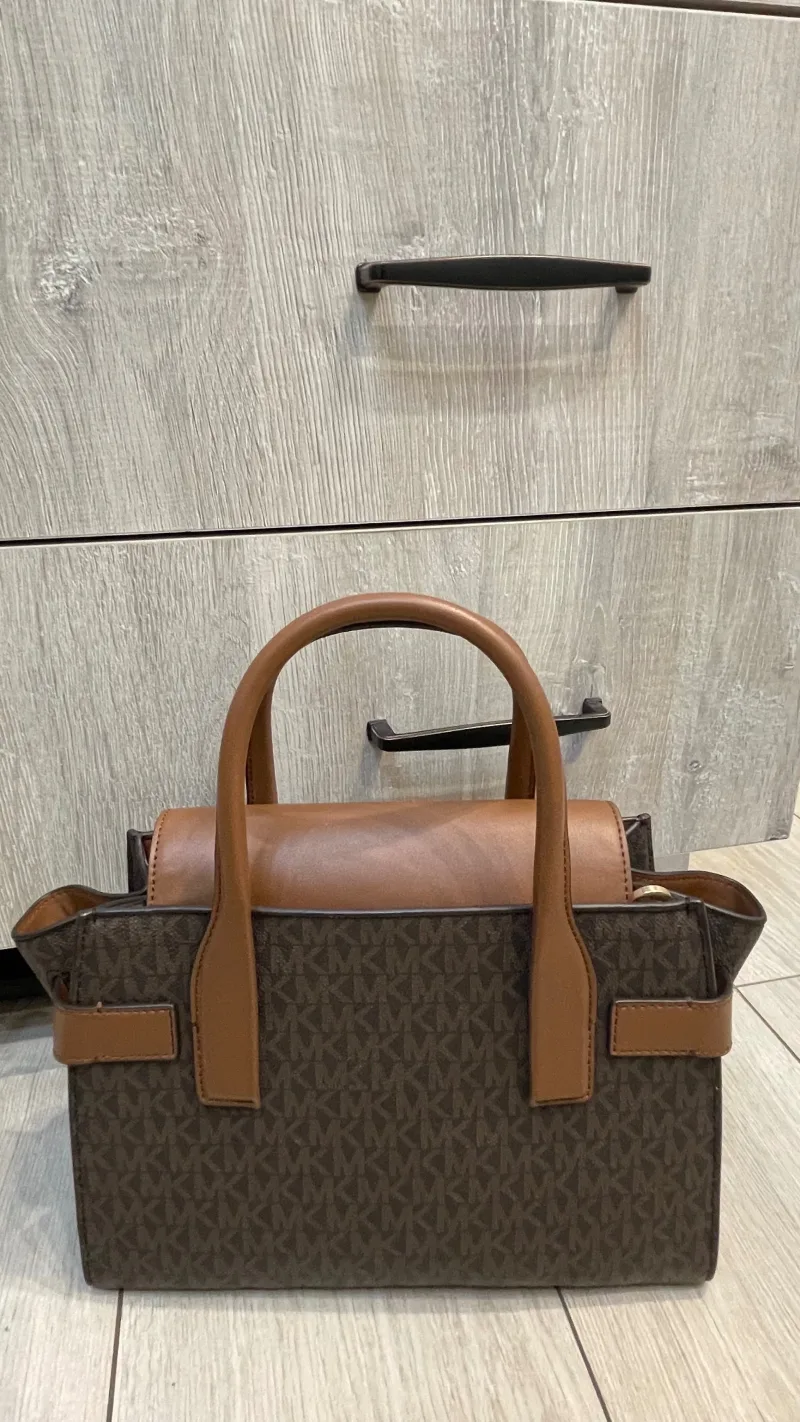 Женские повседневные сумки  Michael Kors - Женские повседневные сумки  Michael Kors - View 2