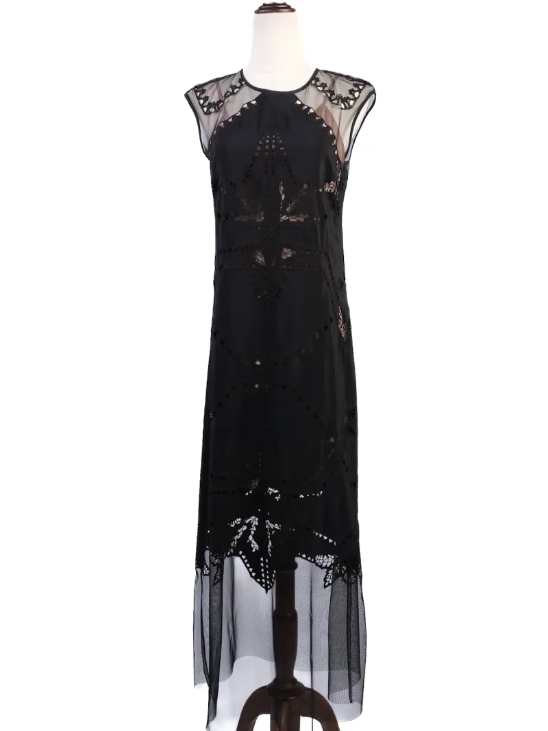 Коктейльное платье BCBGMaxazria - Коктейльное платье BCBGMaxazria - View 3