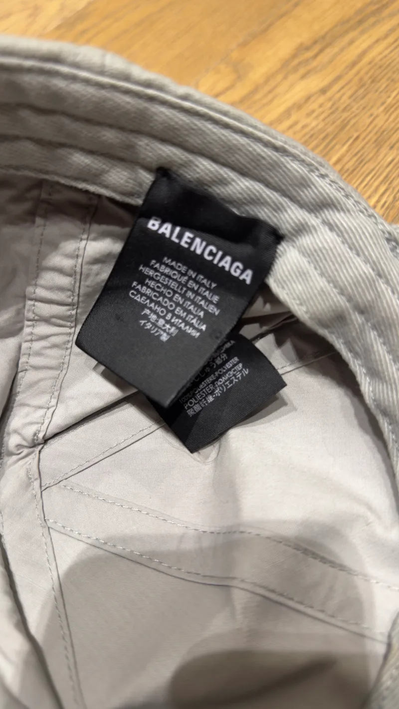 Женские кепки Balenciaga - Женские кепки Balenciaga - View 4