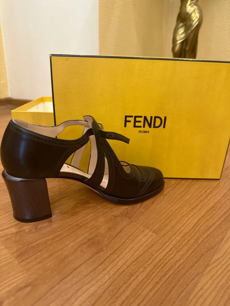 Женские туфли  Fendi - Женские туфли  Fendi - View 4