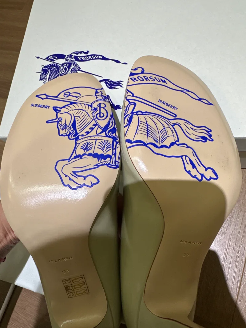Женские туфли  Burberry - Женские туфли  Burberry - View 6