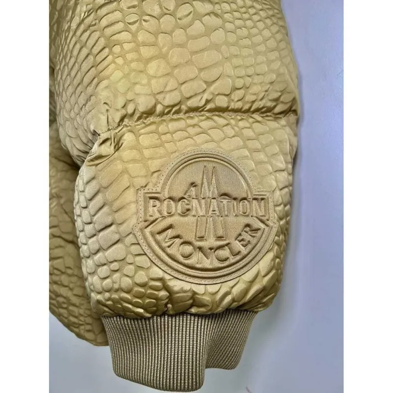 Женские куртки  Moncler - Женские куртки  Moncler - View 2