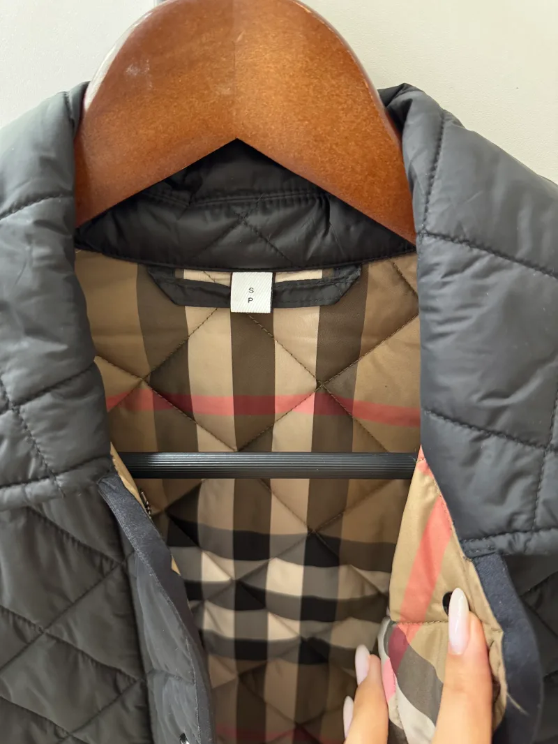 Женские куртки  Burberry - Женские куртки  Burberry - View 3