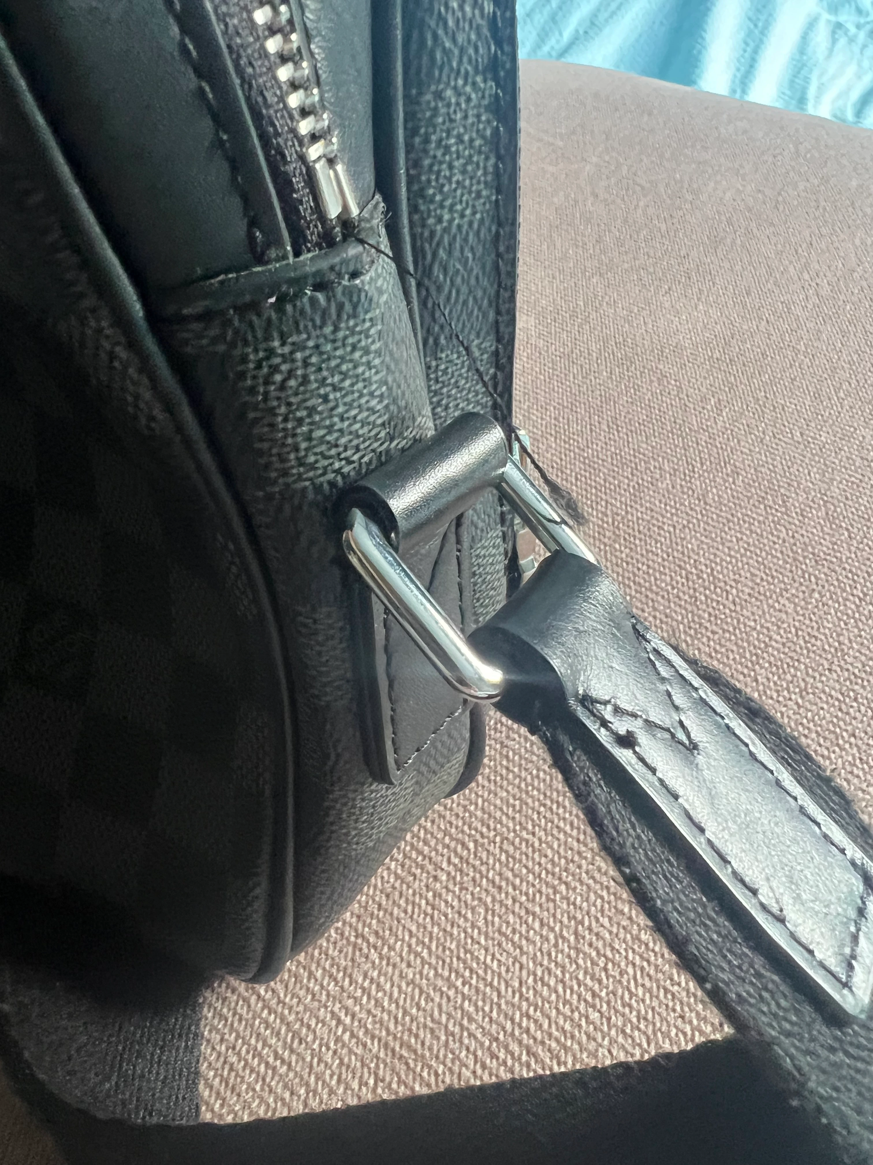 Мужские поясные сумки  Louis Vuitton - Мужские поясные сумки  Louis Vuitton - View 2