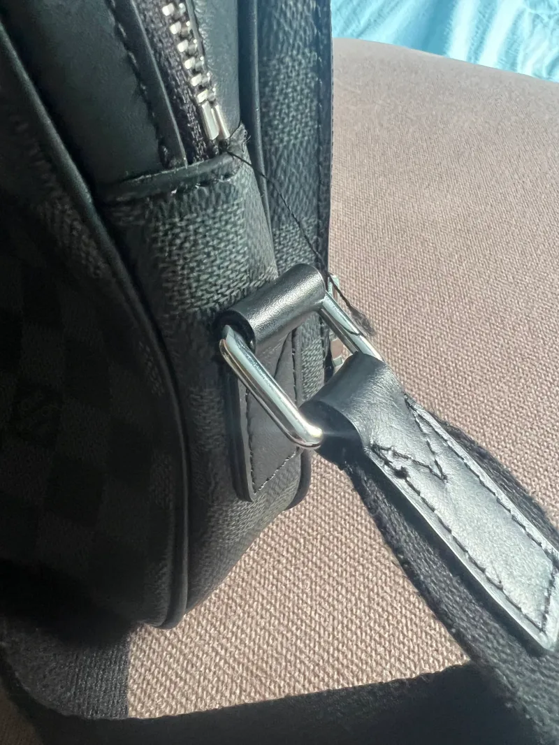 Мужские поясные сумки  Louis Vuitton - Мужские поясные сумки  Louis Vuitton - View 2