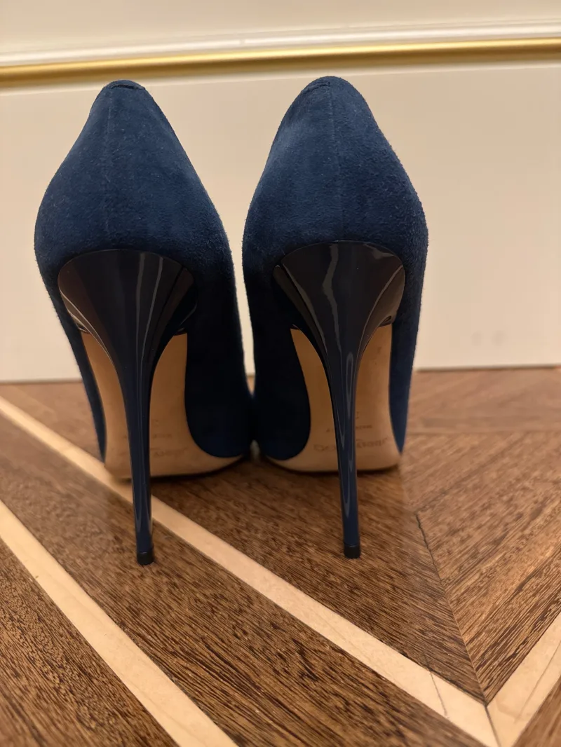 Женские туфли  Jimmy Choo - Женские туфли  Jimmy Choo - View 3