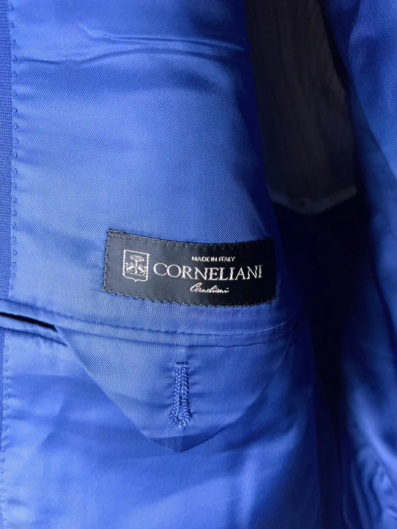 Мужской костюм  Corneliani - Мужской костюм  Corneliani - View 2