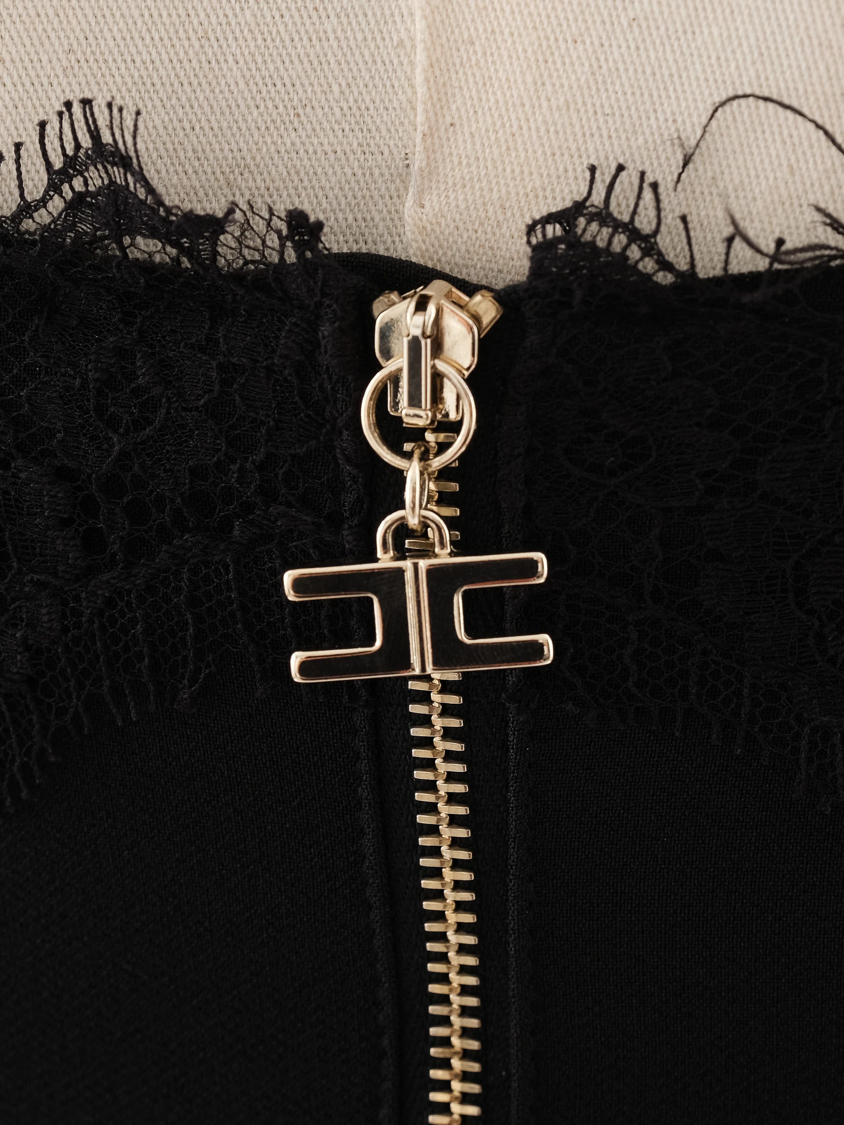 Женские повседневные платья Elisabetta Franchi - Женские повседневные платья Elisabetta Franchi - View 8