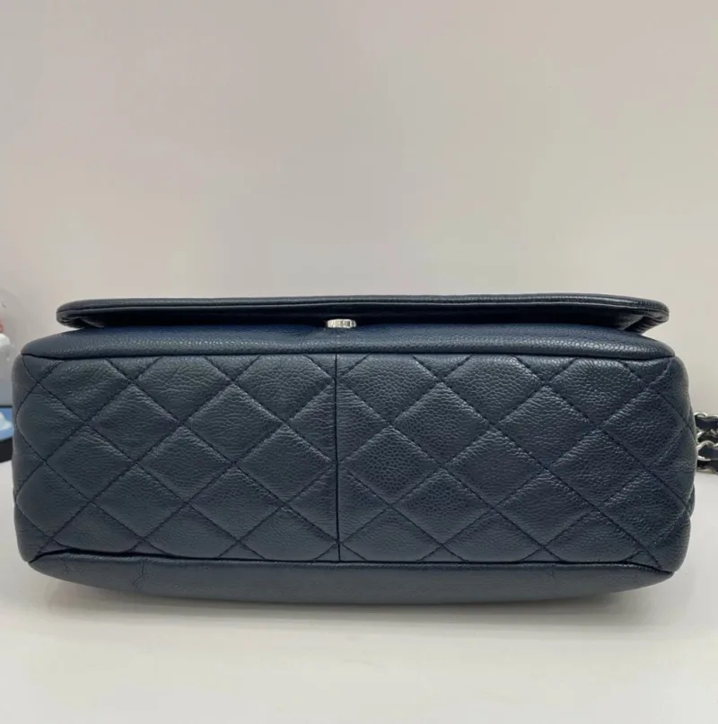 Женские повседневные сумки  Chanel - Женские повседневные сумки  Chanel - View 2