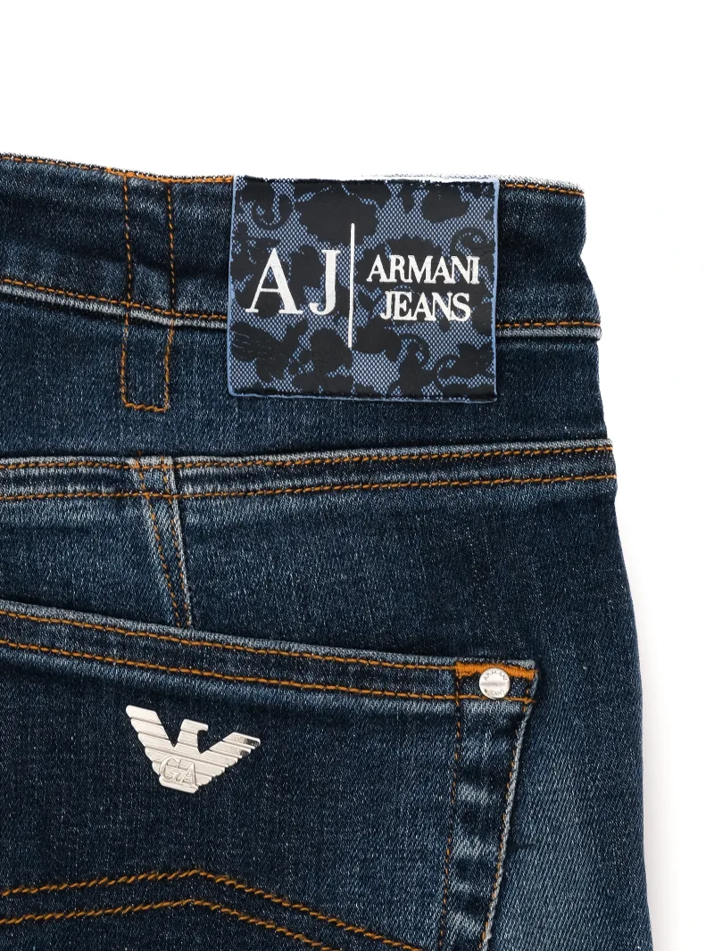 Женские джинсы с зауженным кроем (tapered fit) Armani Jeans - Женские джинсы с зауженным кроем (tapered fit) Armani Jeans - View 4