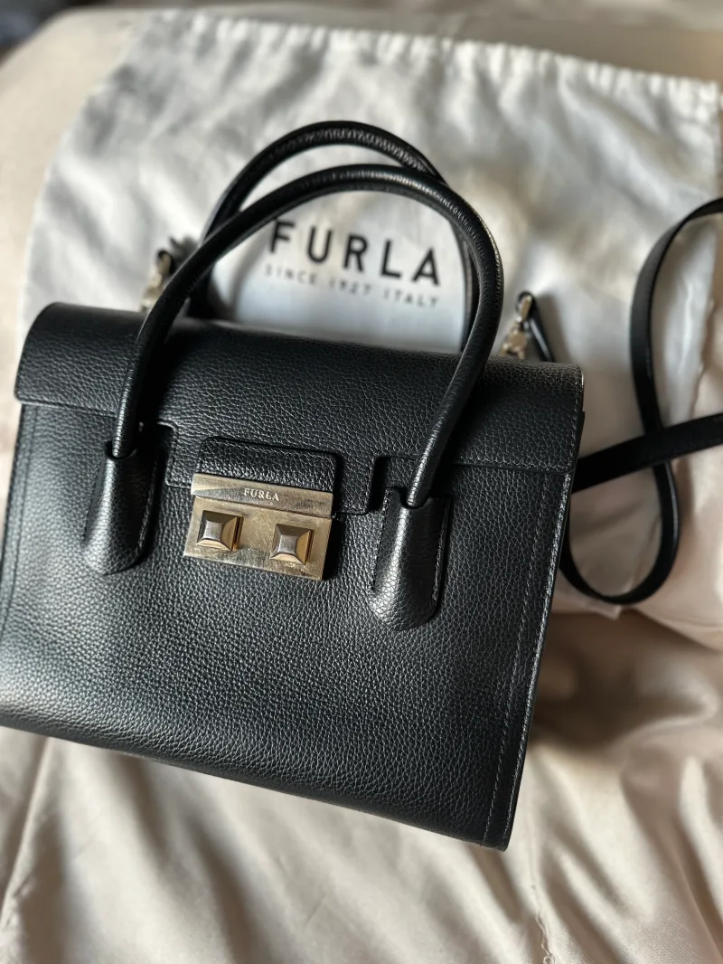 Женские повседневные сумки  Furla - Женские повседневные сумки  Furla - View 2